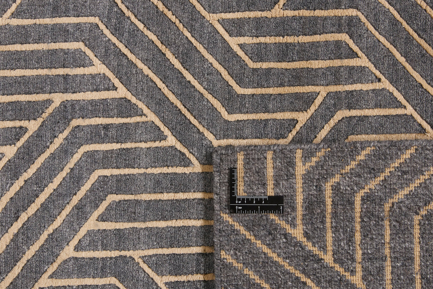 Vloerkleed MOMO Rugs Companion Charcoal Gold