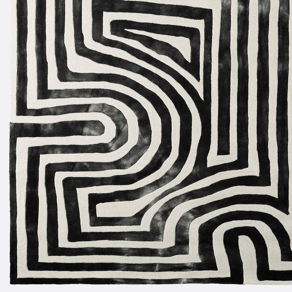 Dusty Deco Psychedelic Labyrinth Charcoal, product- of sfeerfoto
