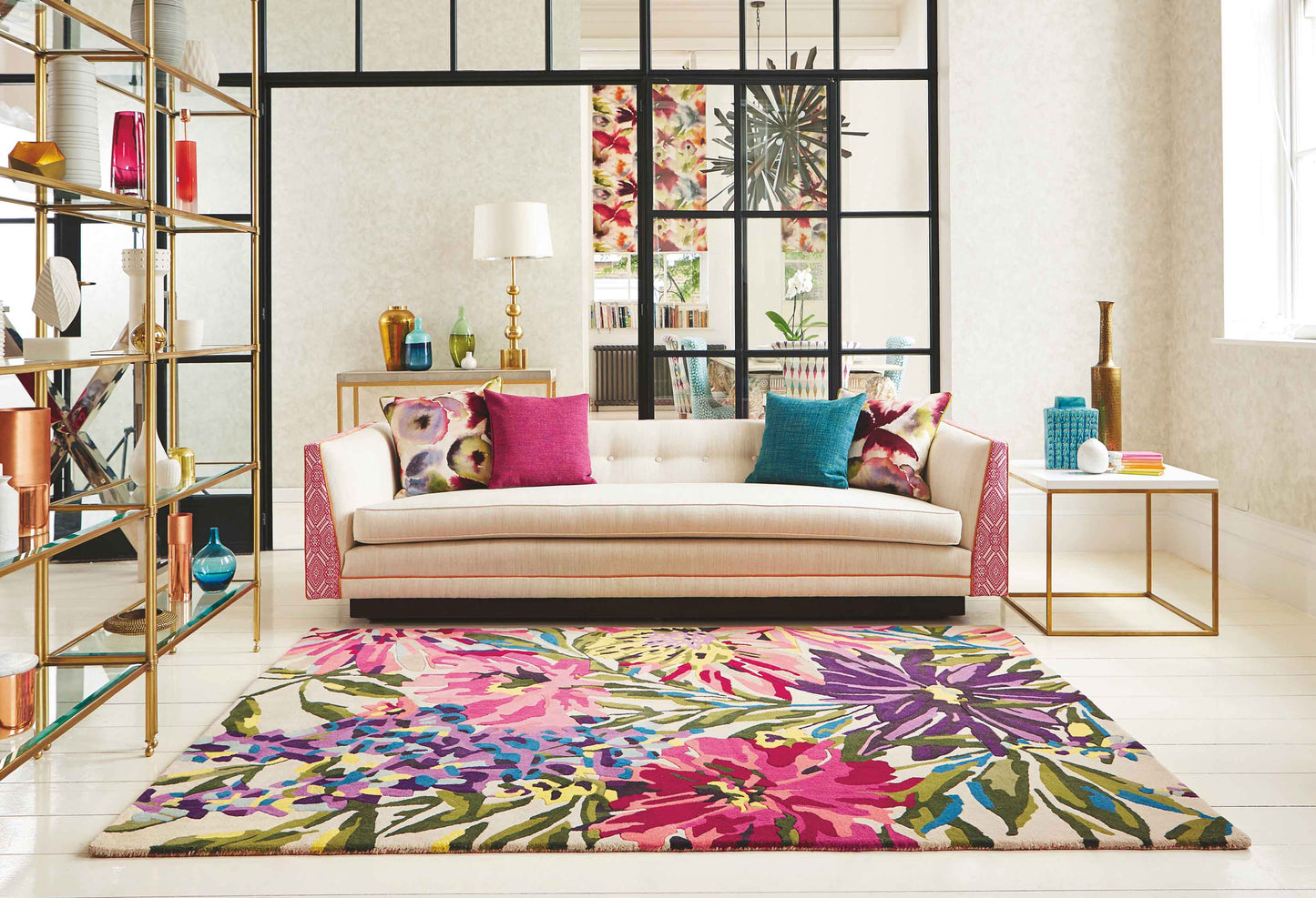 Laagpolig vloerkleed Harlequin Floreale Fuchsia 44905 Vloerkledenwinkel