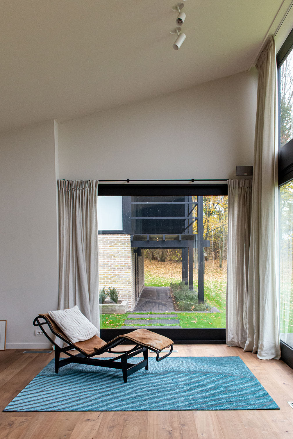 Louis de Poortere 9132 Waves Shores Blue Nile Vloerkledenwinkel