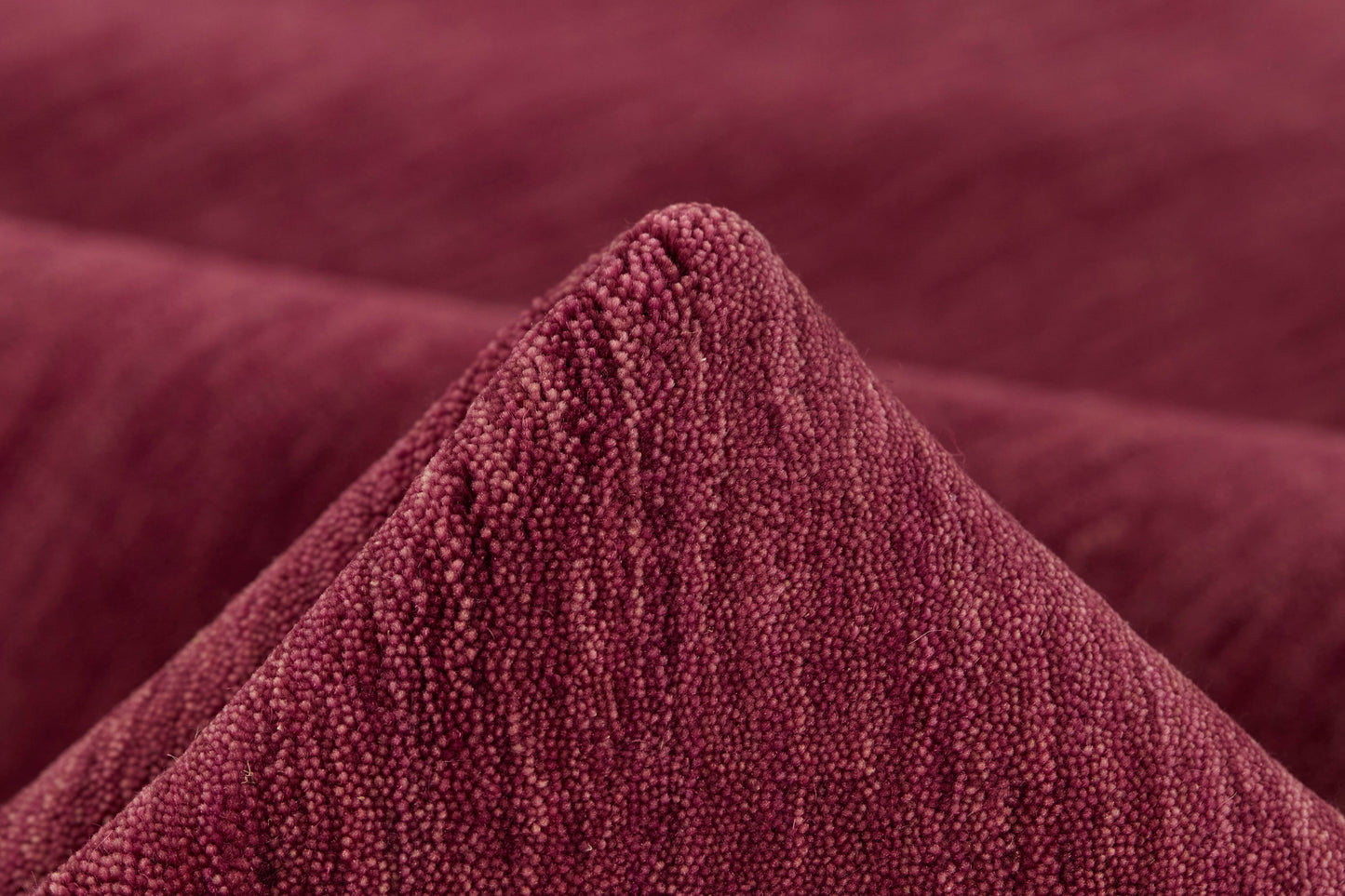 Vloerkleed MOMO Rugs Panorama Uni Maroon