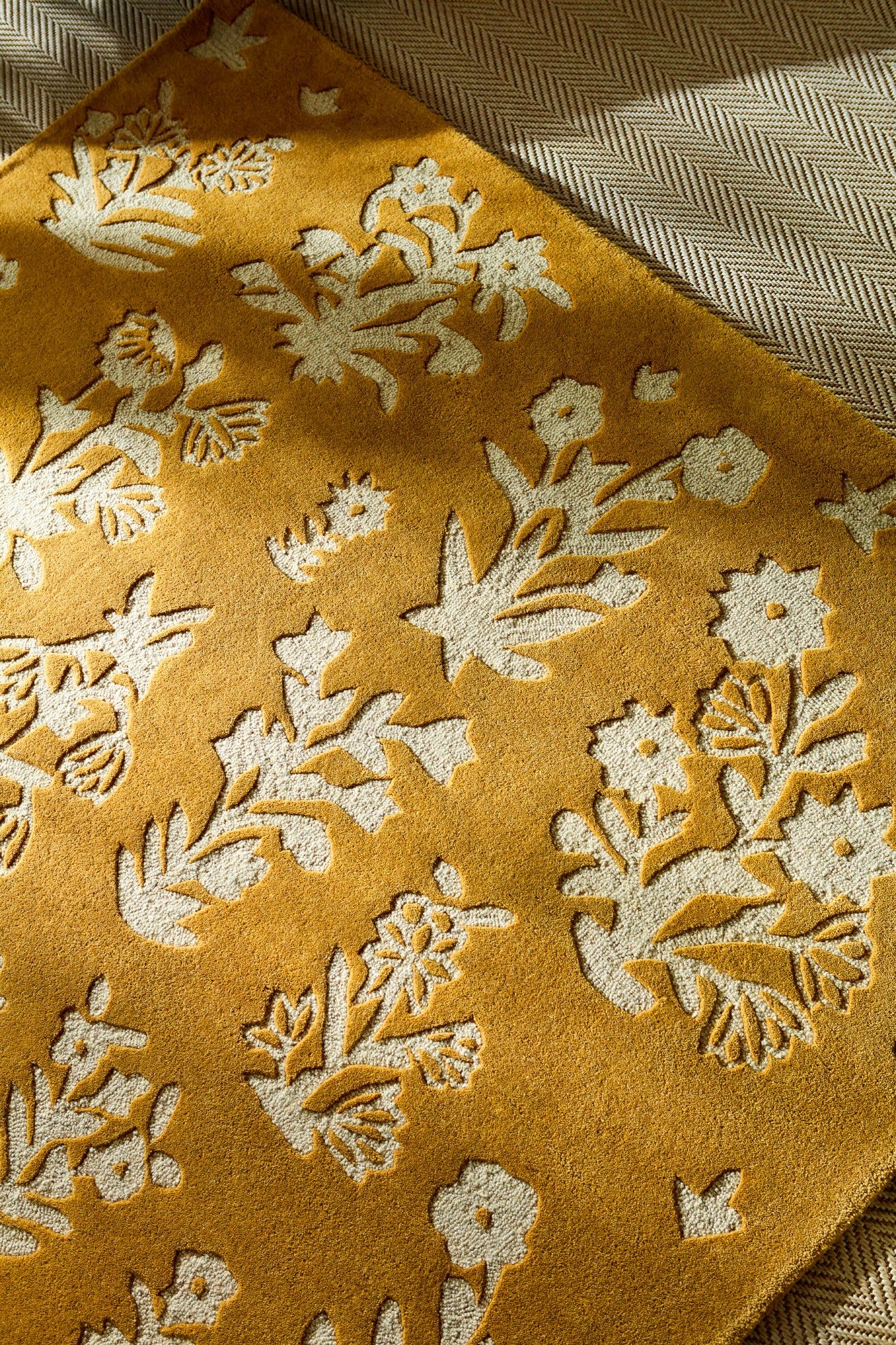 Sanderson Woodland Glade gold 146806