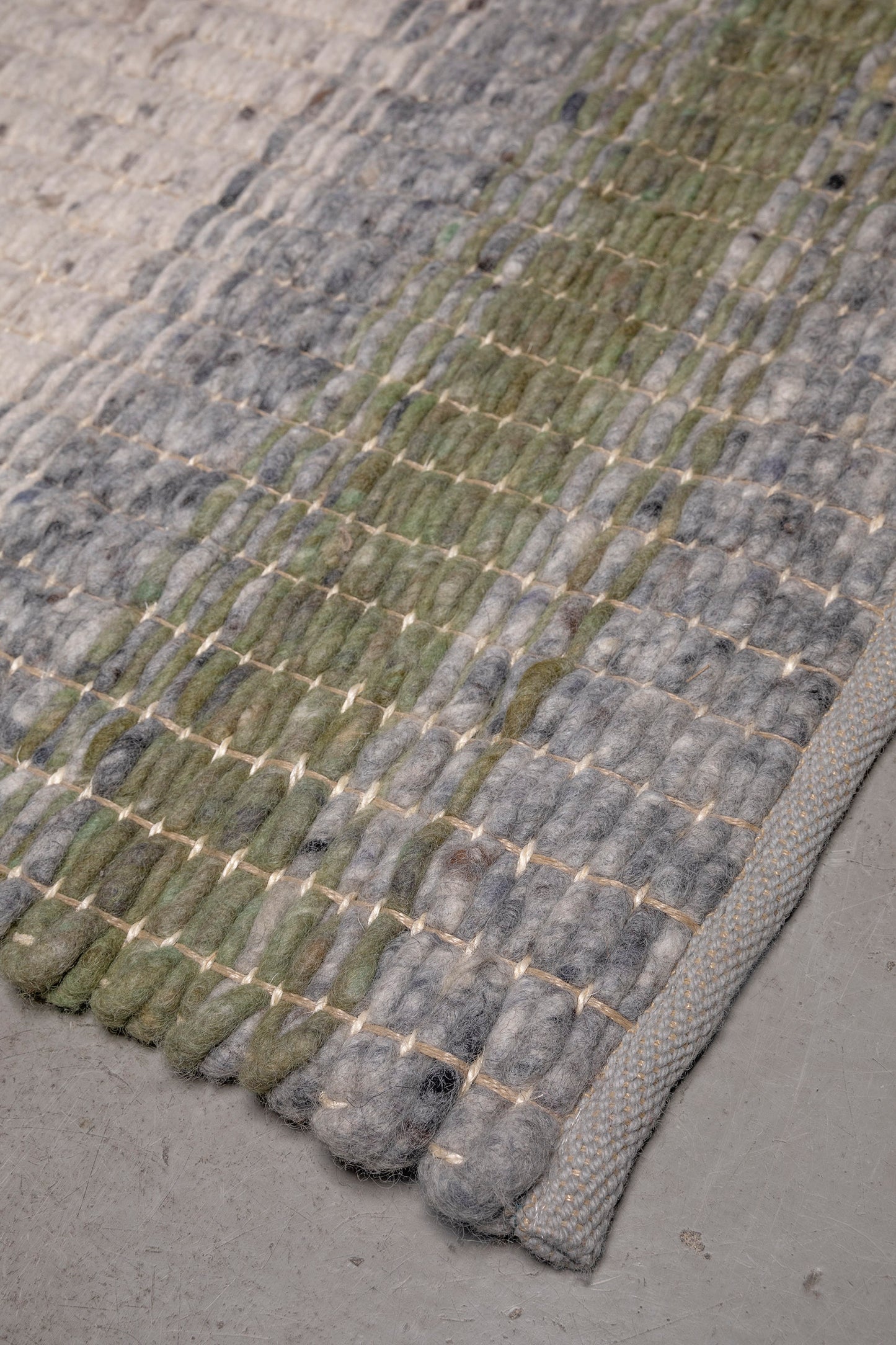 Vloerkleed MOMO Rugs Natural Weaves Varenna Green