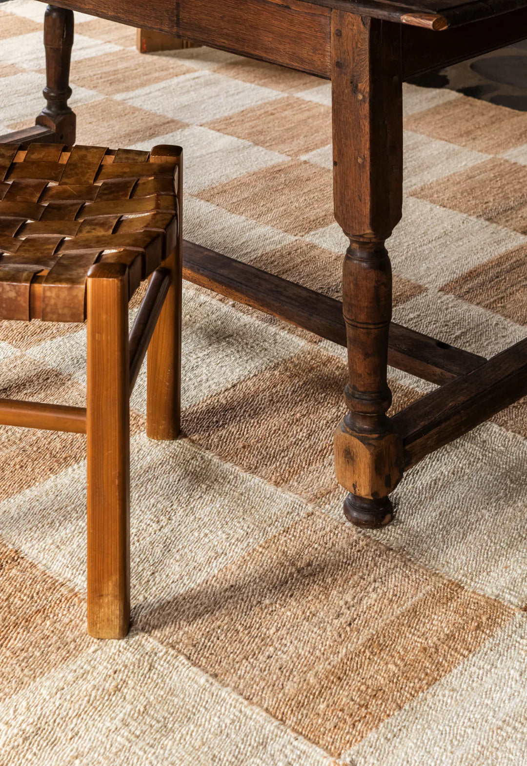 Vloerkleed Layered The Scilian Natural Jute Rug