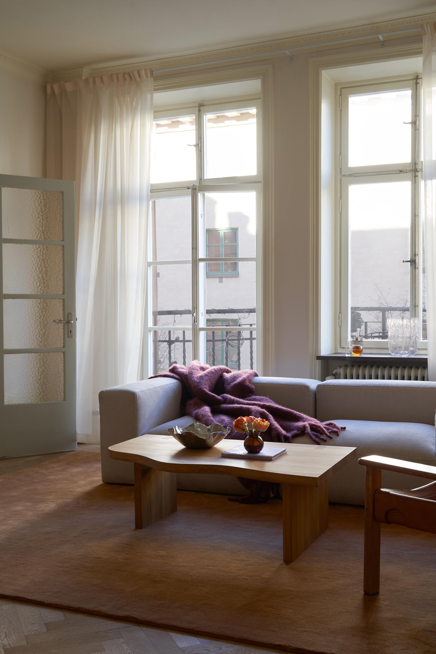 Vloerkleed Layered Classic Solid Wool Rug Caramel