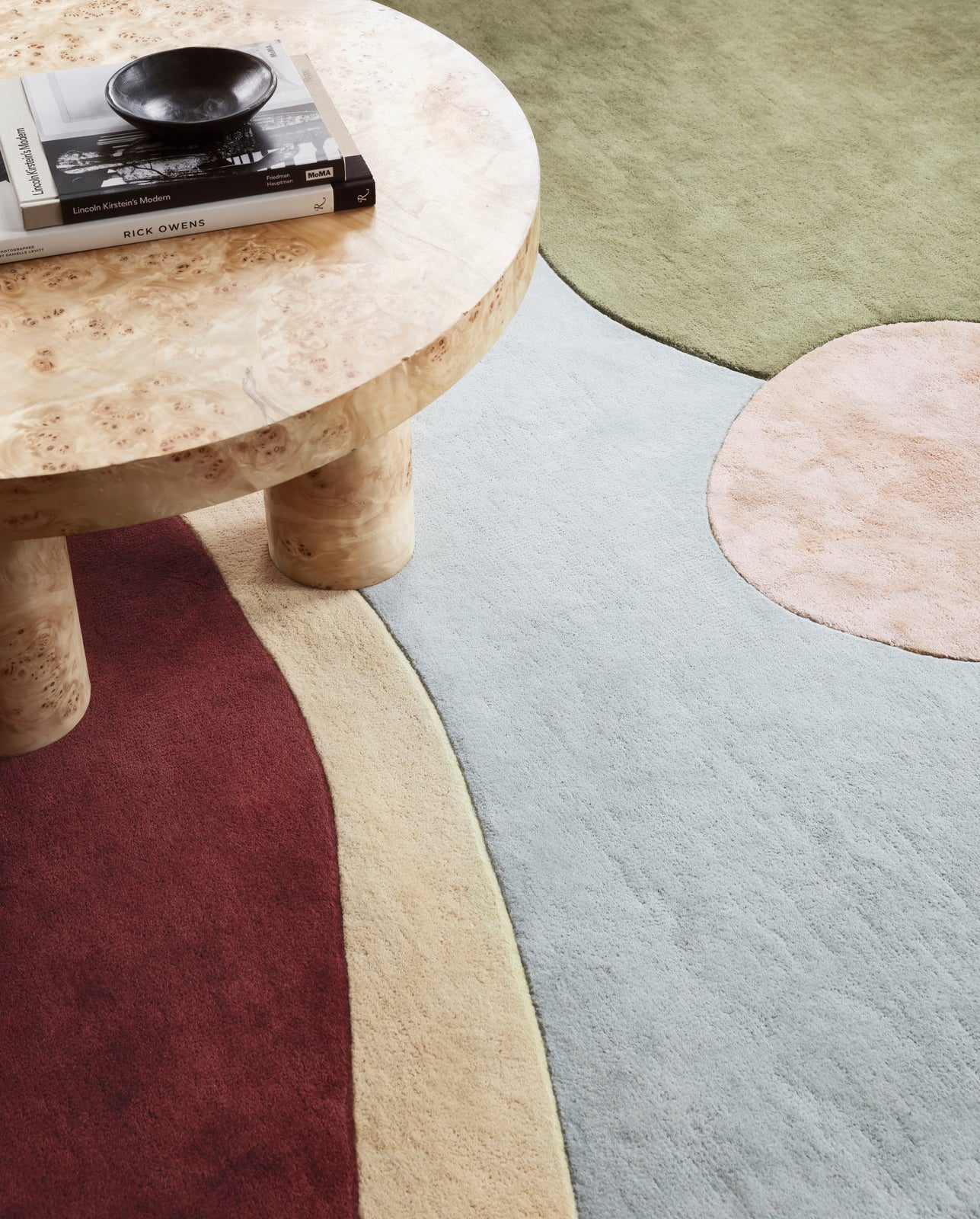 Vloerkleed Layered Sleeping Flower Wool Rug