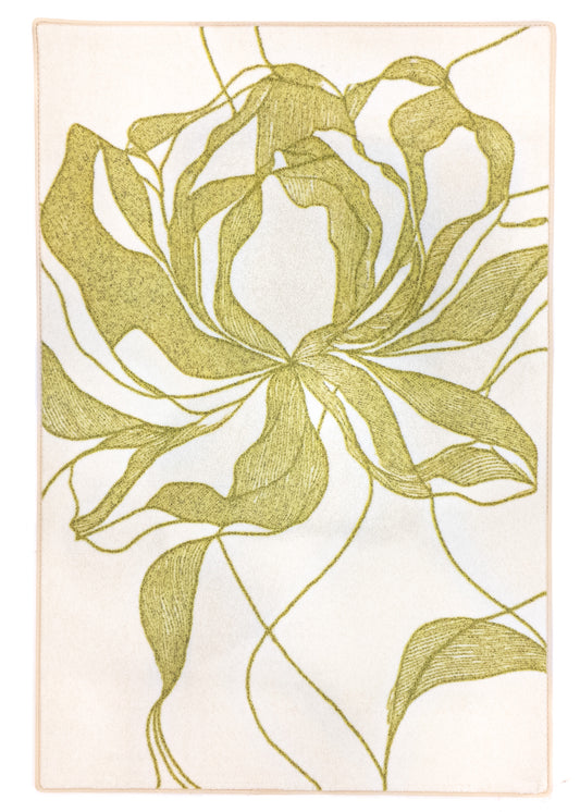 Vloerkleed MOMO rugs x NOŪRA studios - Bloom Beige/ olive