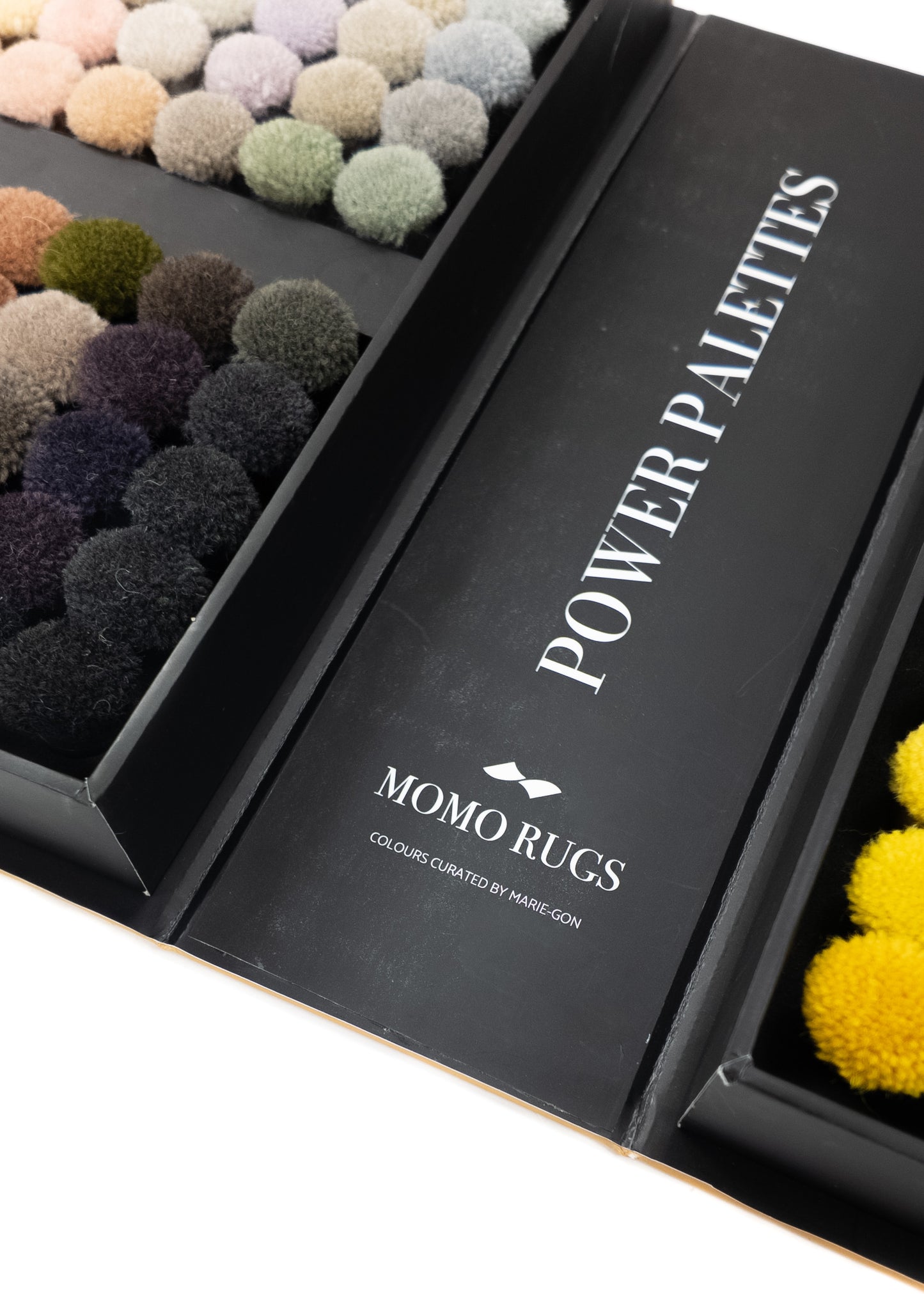 Kleurenbox MOMO Rugs | Power Palettes
