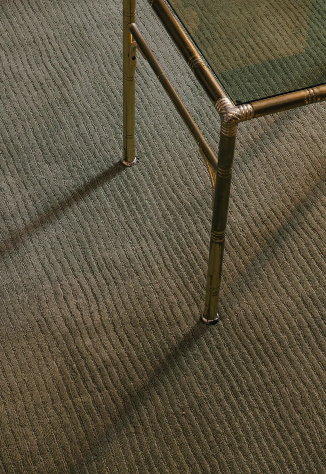 Vloerkleed Layered Drift Wool Rug Olive