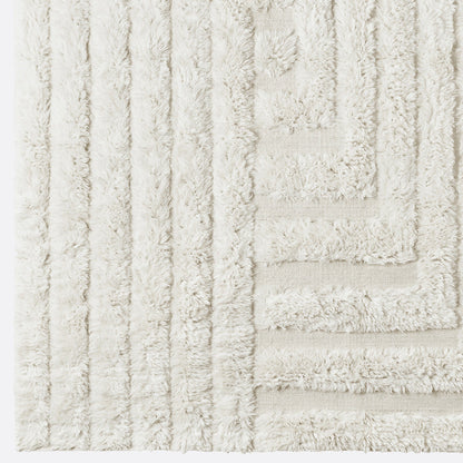 Dusty Deco Shaggy Labyrinth White, product- of sfeerfoto