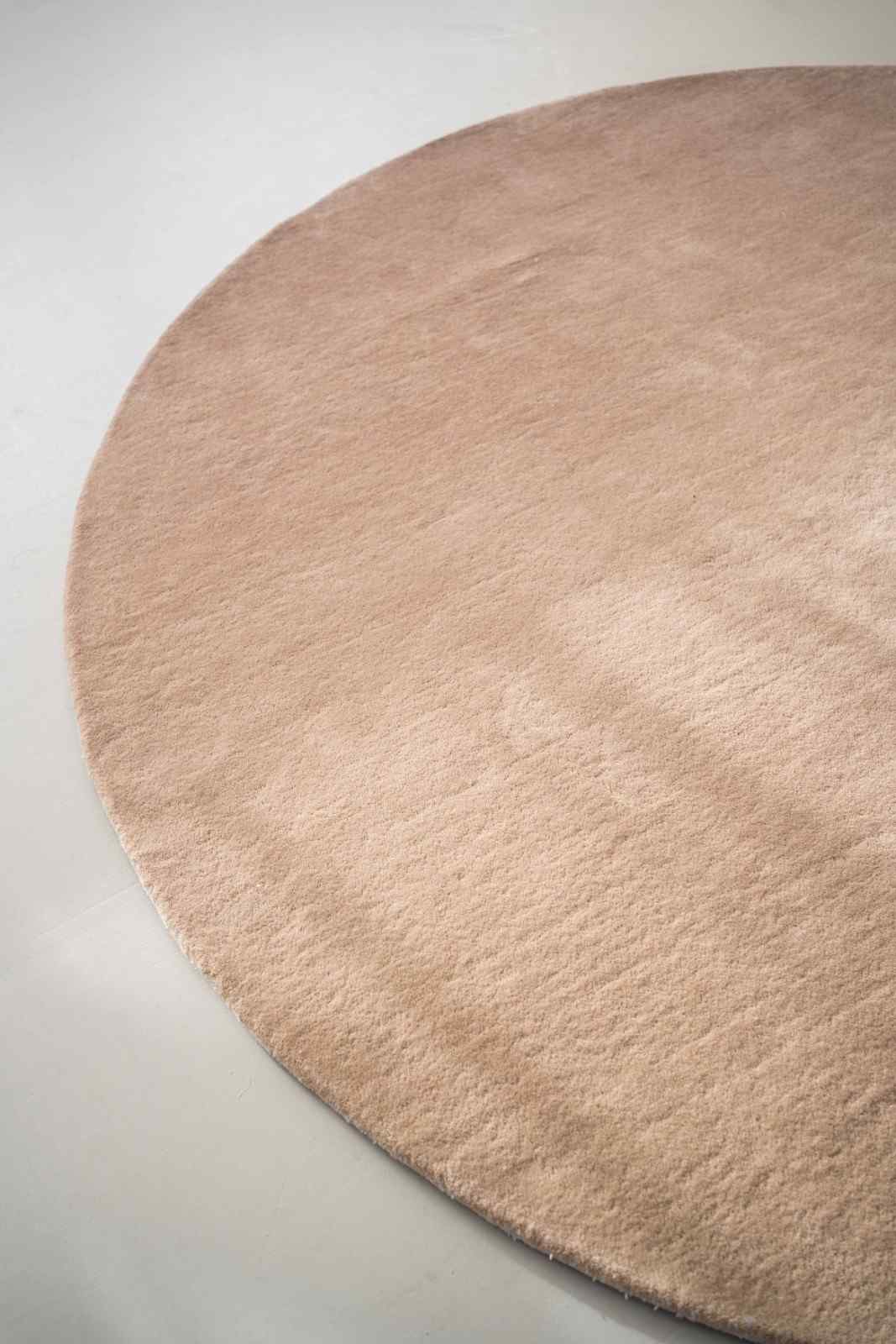 Vloerkleed MOMO Rugs Designer Elvire Gradient Dot Desert Taupe