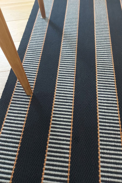 Traploper Hartley & Tissier Stripes Greta 02 Black