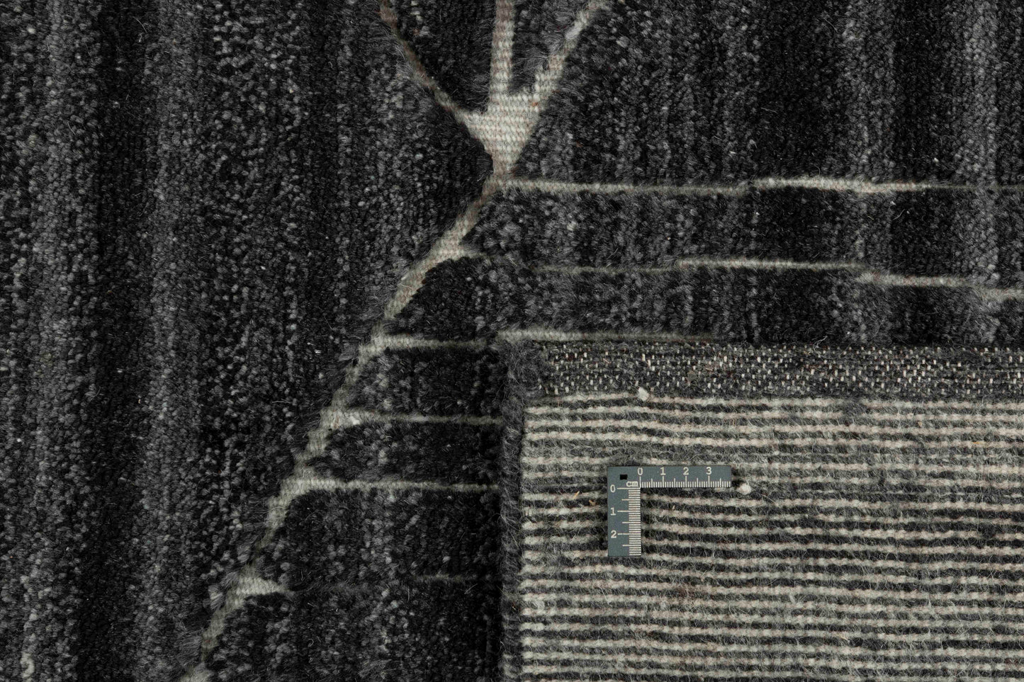 Vloerkleed MOMO Rugs Landscape Fields Charcoal 1031