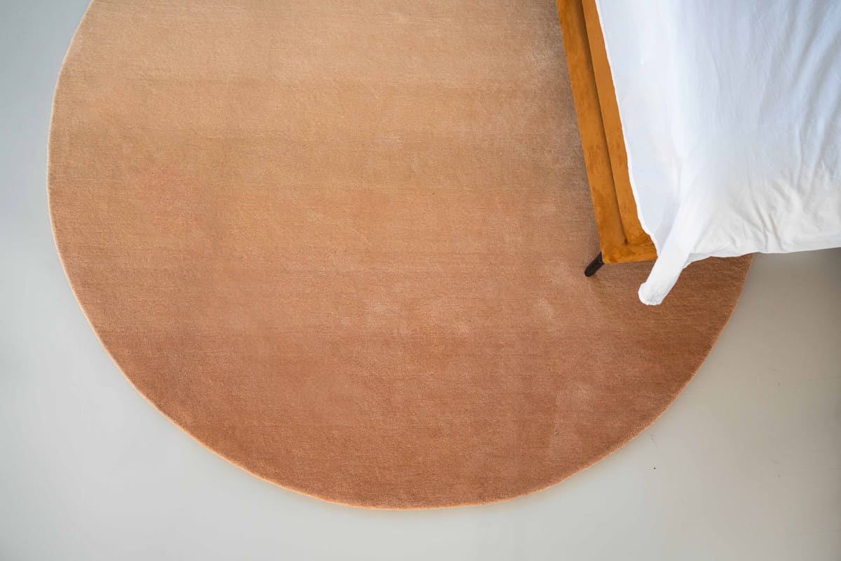 MOMO Rugs Designer Elvire Gradient Dot Amber Vloerkledenwinkel