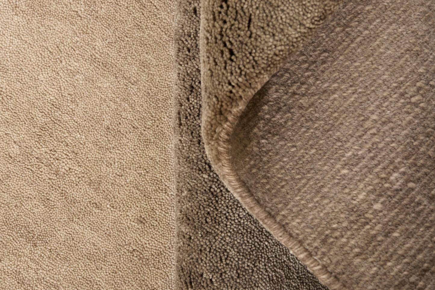 Vloerkleed MOMO Rugs New Age Runway Beige
