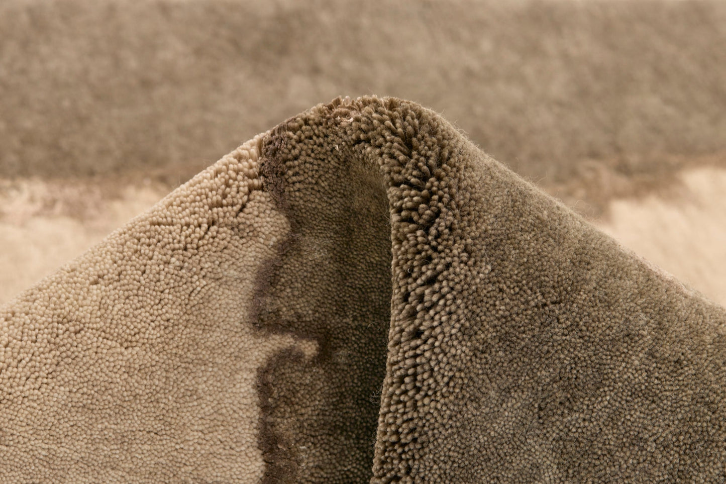 Vloerkleed MOMO Rugs New Age Runway Beige