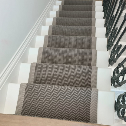 Traploper Off the Loom Felton Border - Warm Stone