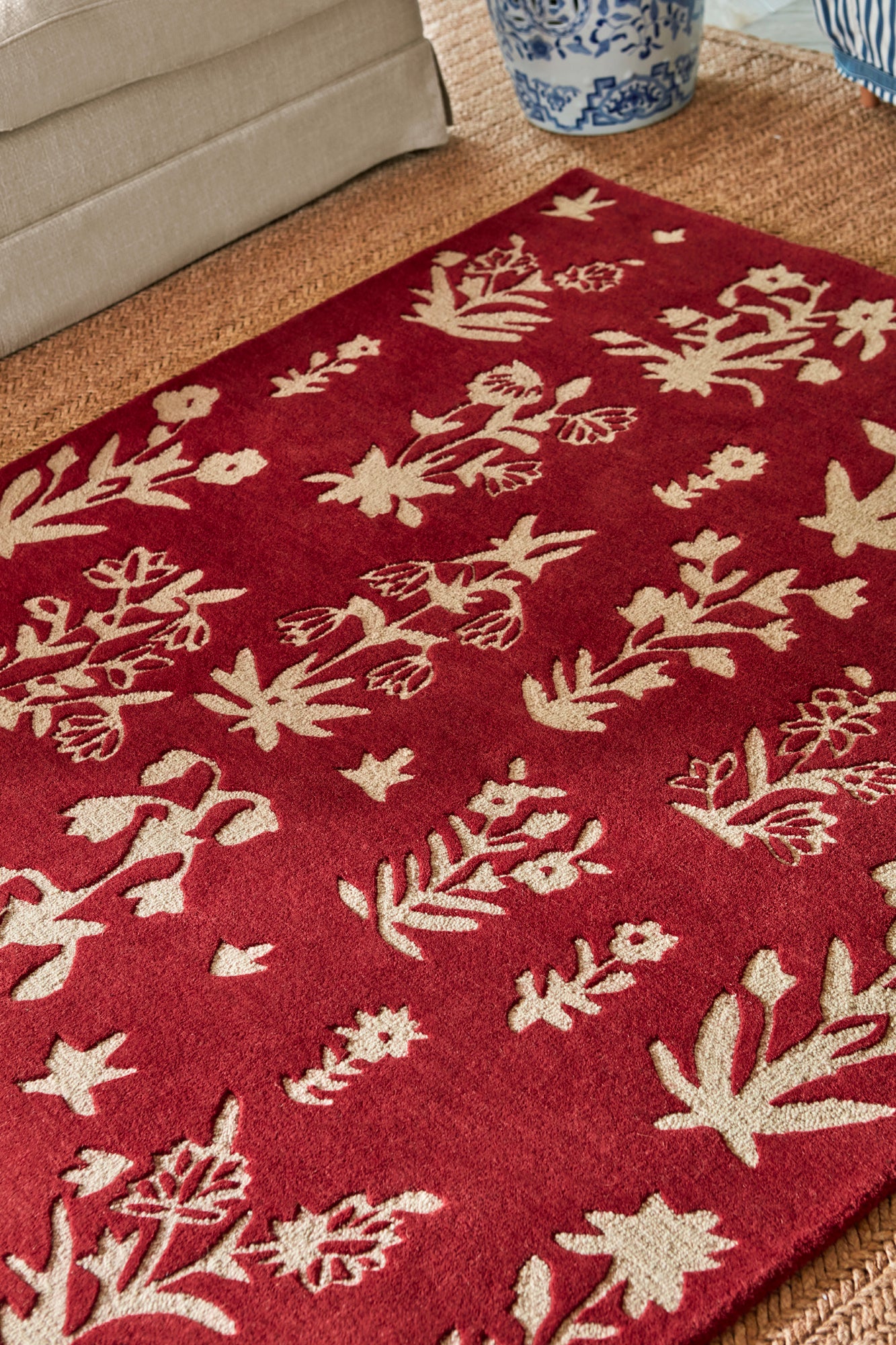 Woodland Glade damson red 146800