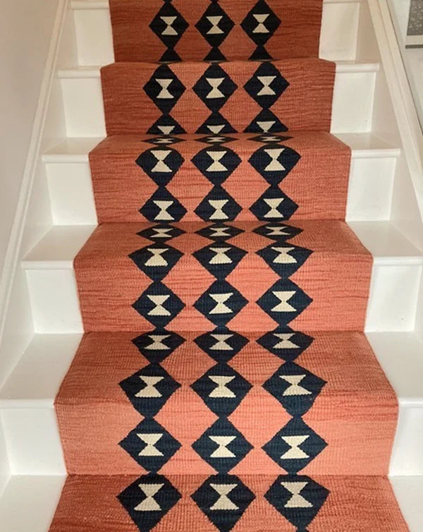 Traploper Sophie Cooney Amulet Wool Tria Salmon