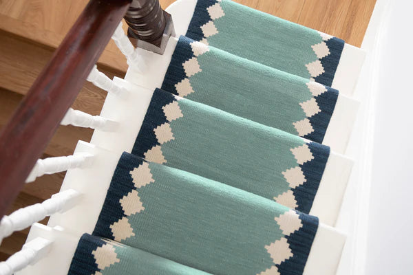 Traploper Sophie Cooney Amulet Wool Via Stone Blue