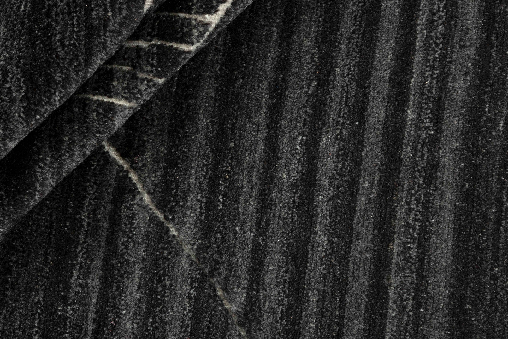 Vloerkleed MOMO Rugs Landscape Fields Charcoal 1031 Vloerkledenwinkel