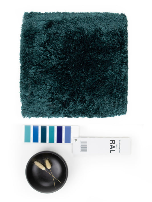 Vloerkleed MOMO Rugs Naturais Smooth Dark Sea Vloerkledenwinkel