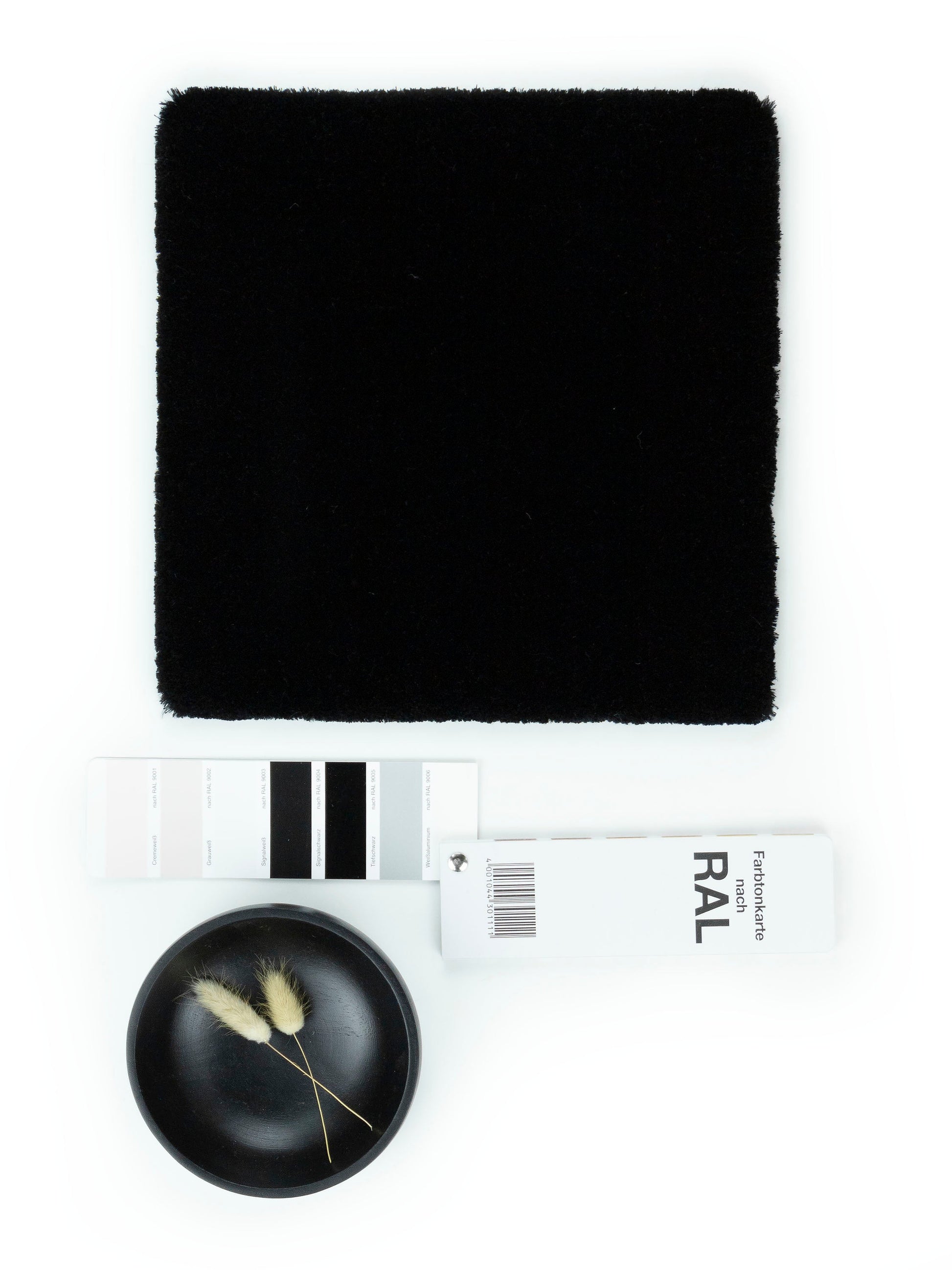 Vloerkleed MOMO Rugs Naturais Smooth Green Black Vloerkledenwinkel