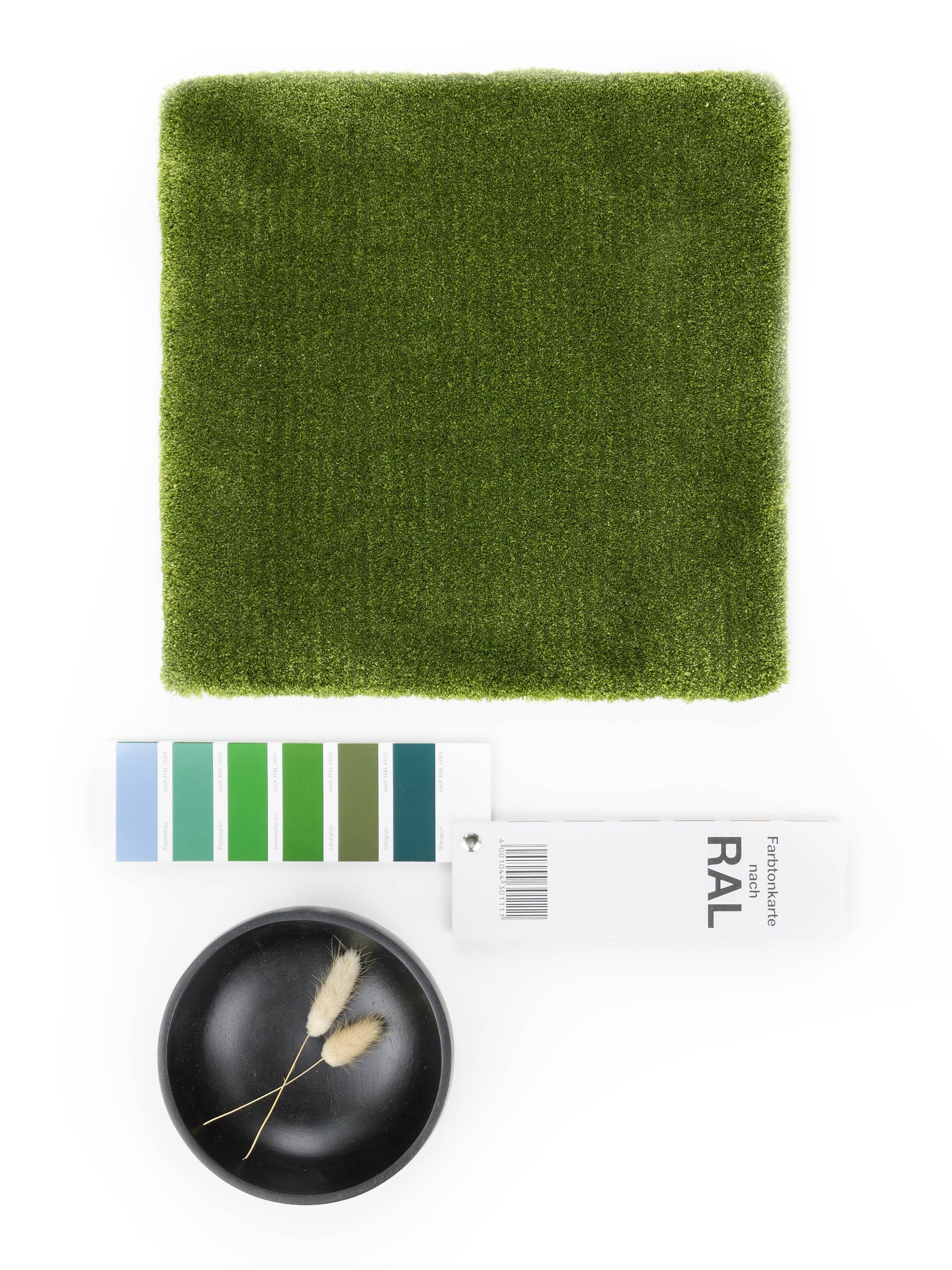 Vloerkleed MOMO Rugs Naturais Smooth Oregano Green Vloerkledenwinkel