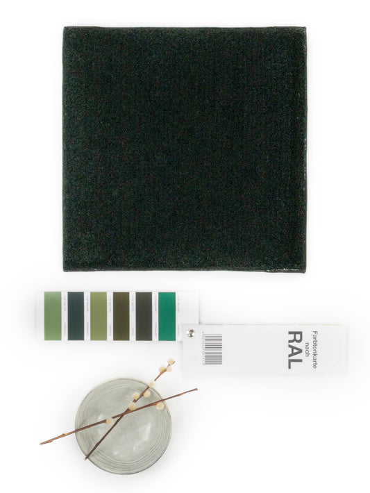 Vloerkleed MOMO Rugs Naturais Sustain Dark Green Vloerkledenwinkel