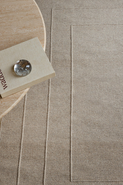 Vloerkleed Brink en Campman Senso Border Soft Taupe 199104 – sfeerfoto