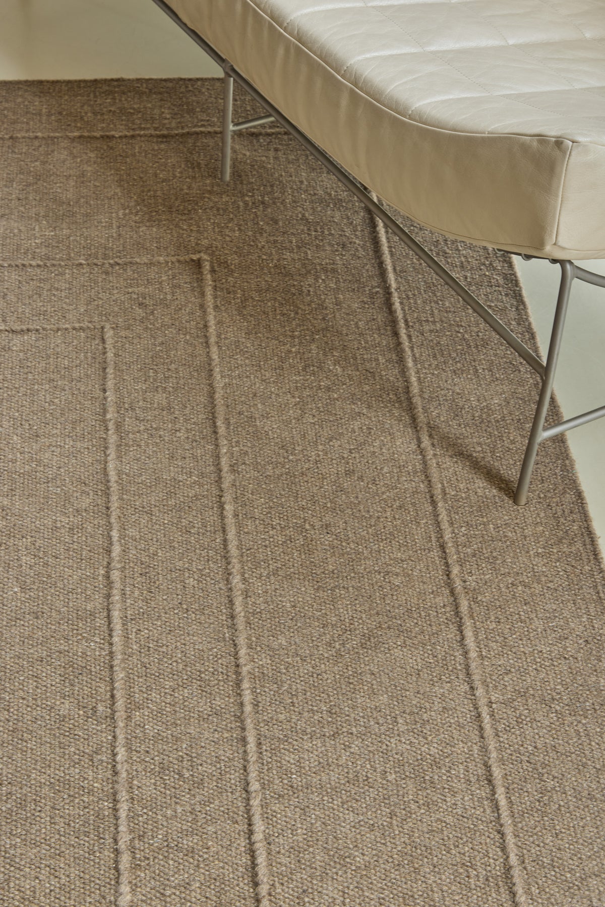 Vloerkleed Brink en Campman Senso Planes Fur Brown 199005 – sfeerfoto