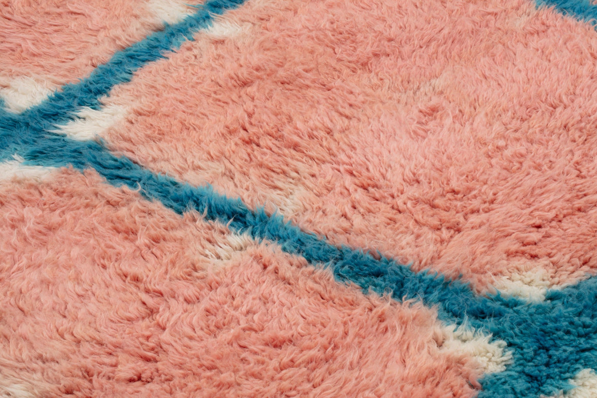 Grandma Pattern 4 — Pink Blue | cc-tapis – detail