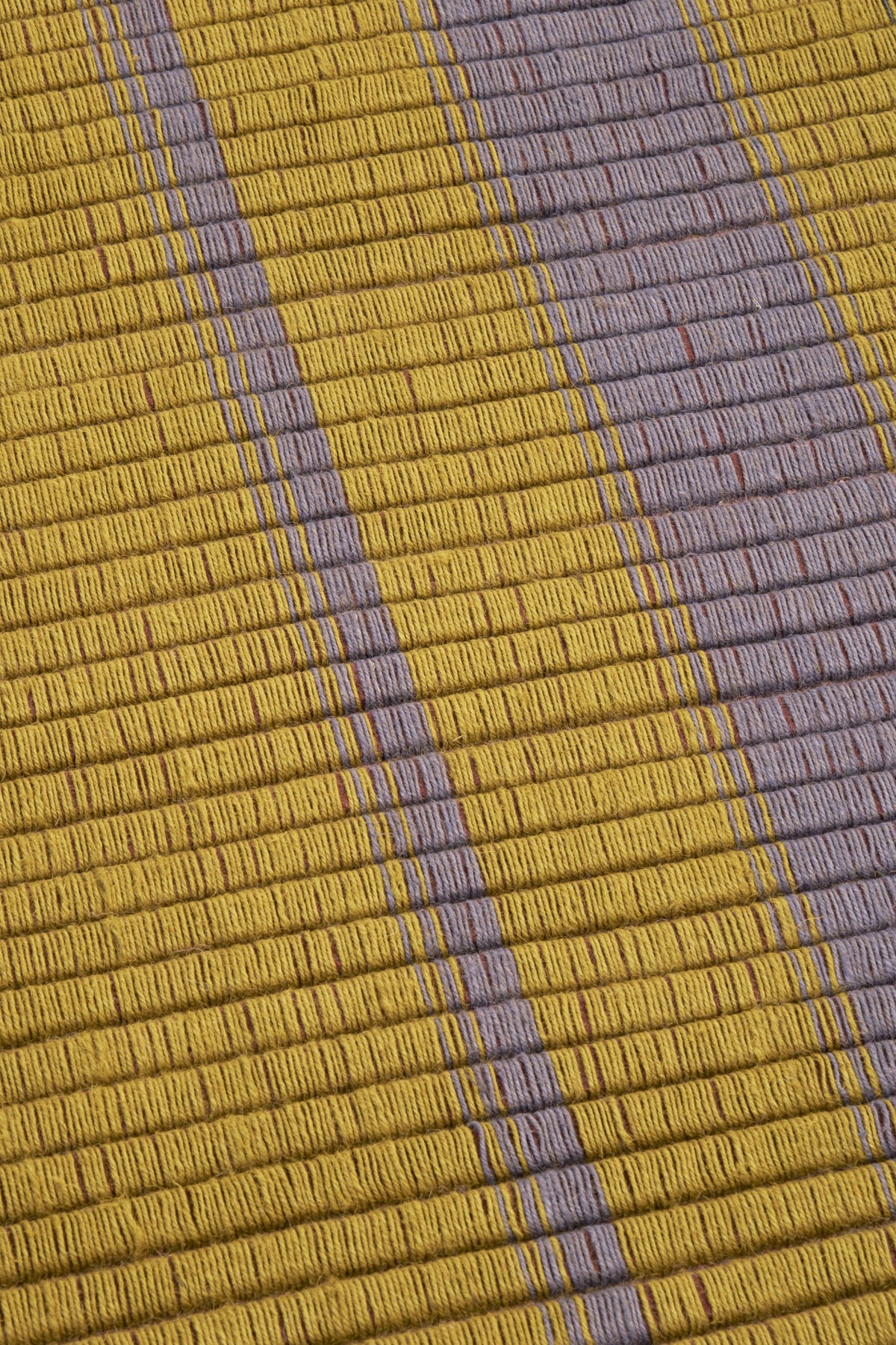 Omote — Haki | cc-tapis – sfeer