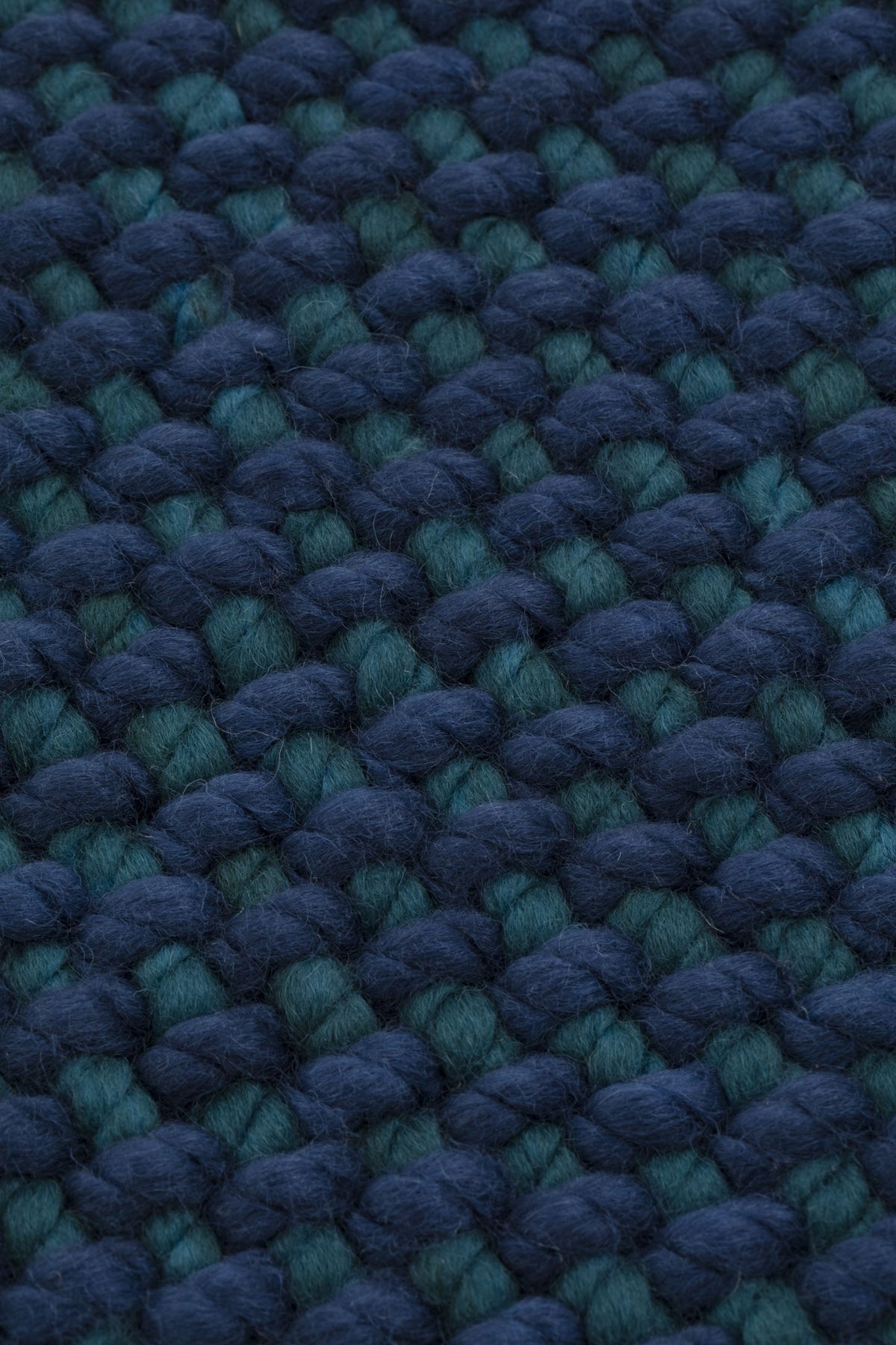 Everyday Night — Midnight | cc-tapis – detail