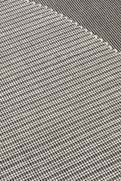Vice Versa 3 — Light | cc-tapis – detail