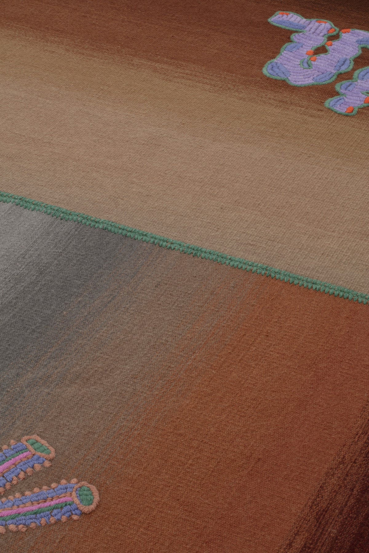 Cryptid — Earth | cc-tapis – volledig