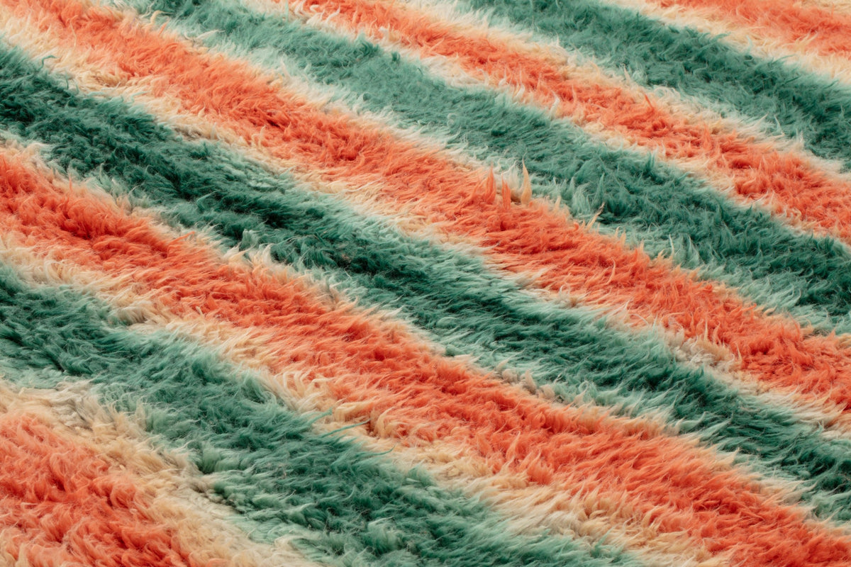 Grandma Pattern 5 — Green Red | cc-tapis – detail