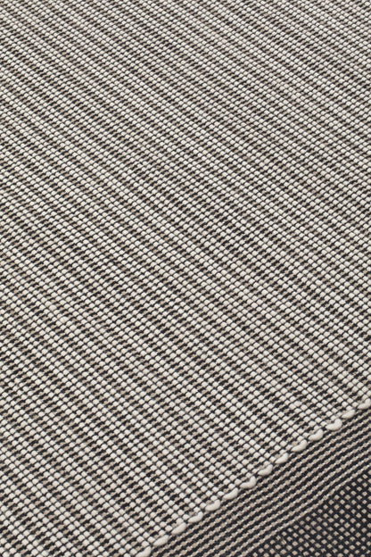 Vice Versa 1 — Light | cc-tapis – detail