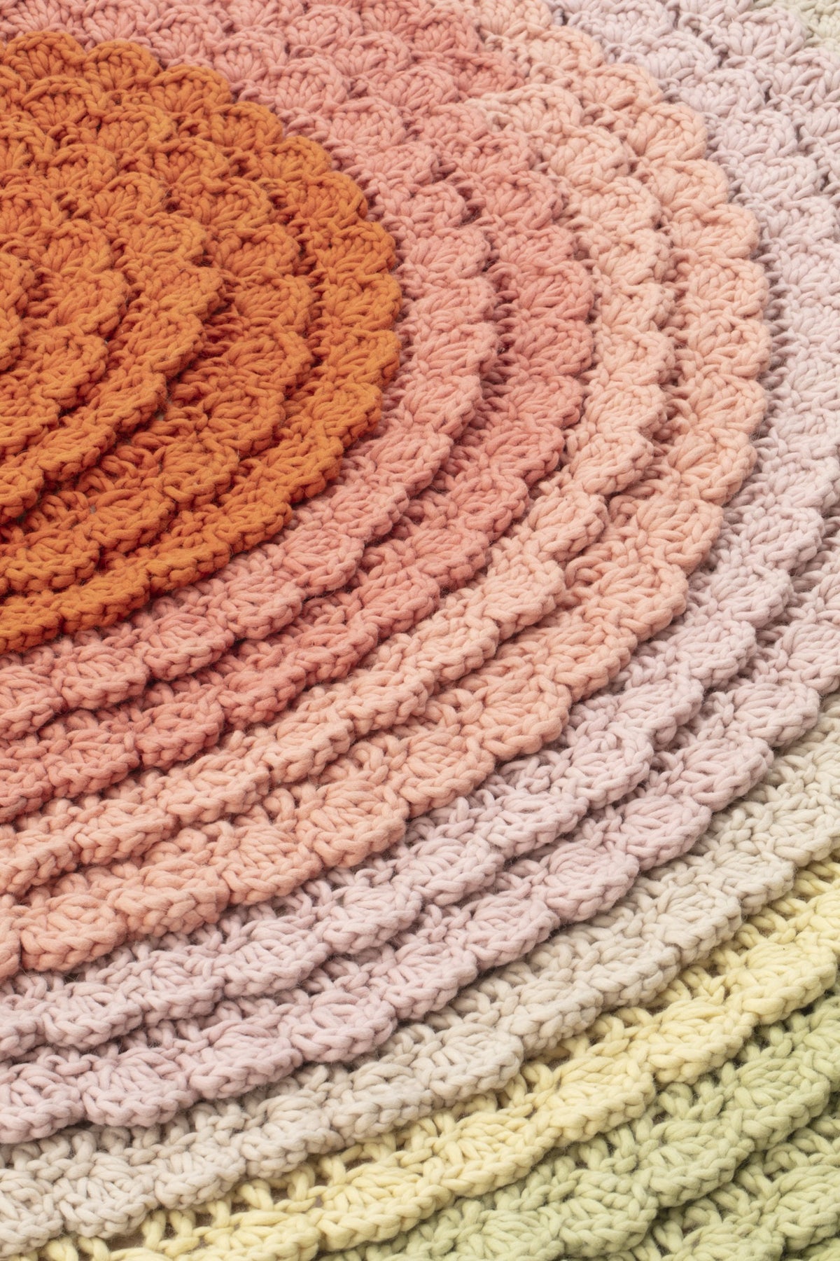 Swirl — Spring | cc-tapis – detail