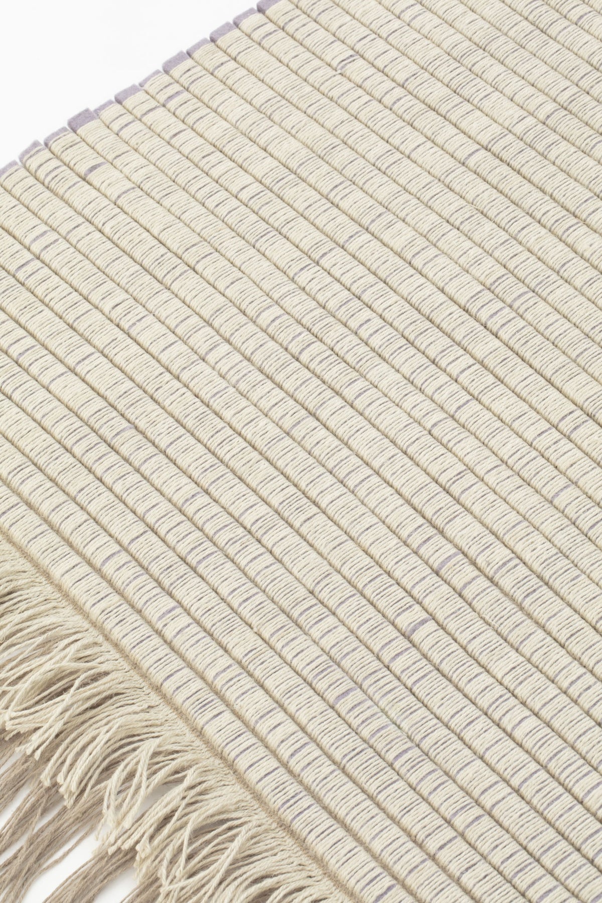 Omote — Fuyu light | cc-tapis – detail