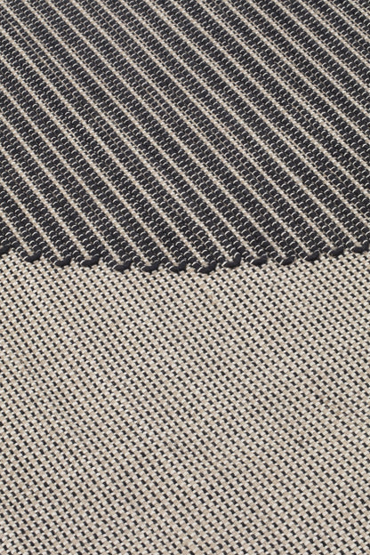 Vice Versa 3 — Dark | cc-tapis – detail