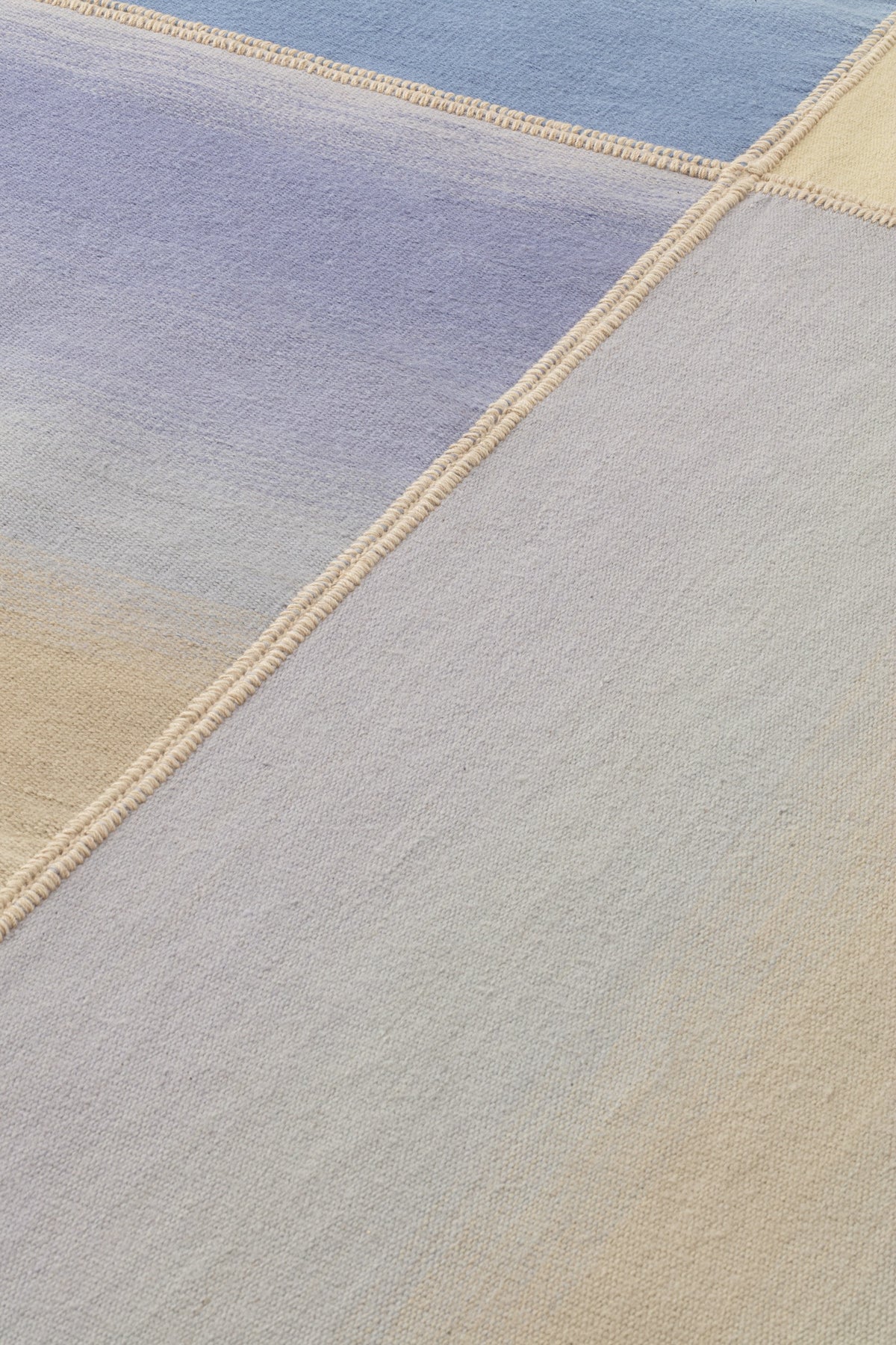 Cryptid — Air | cc-tapis – detail