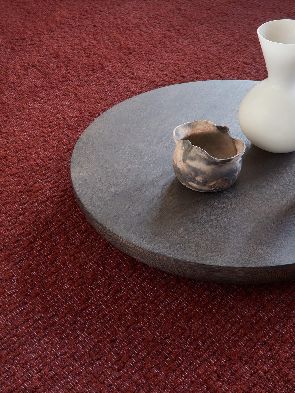 cc-tapis Everyday Day Espresso – detail in interieur, foto Claudia Zalla, styling Greta Cevenini