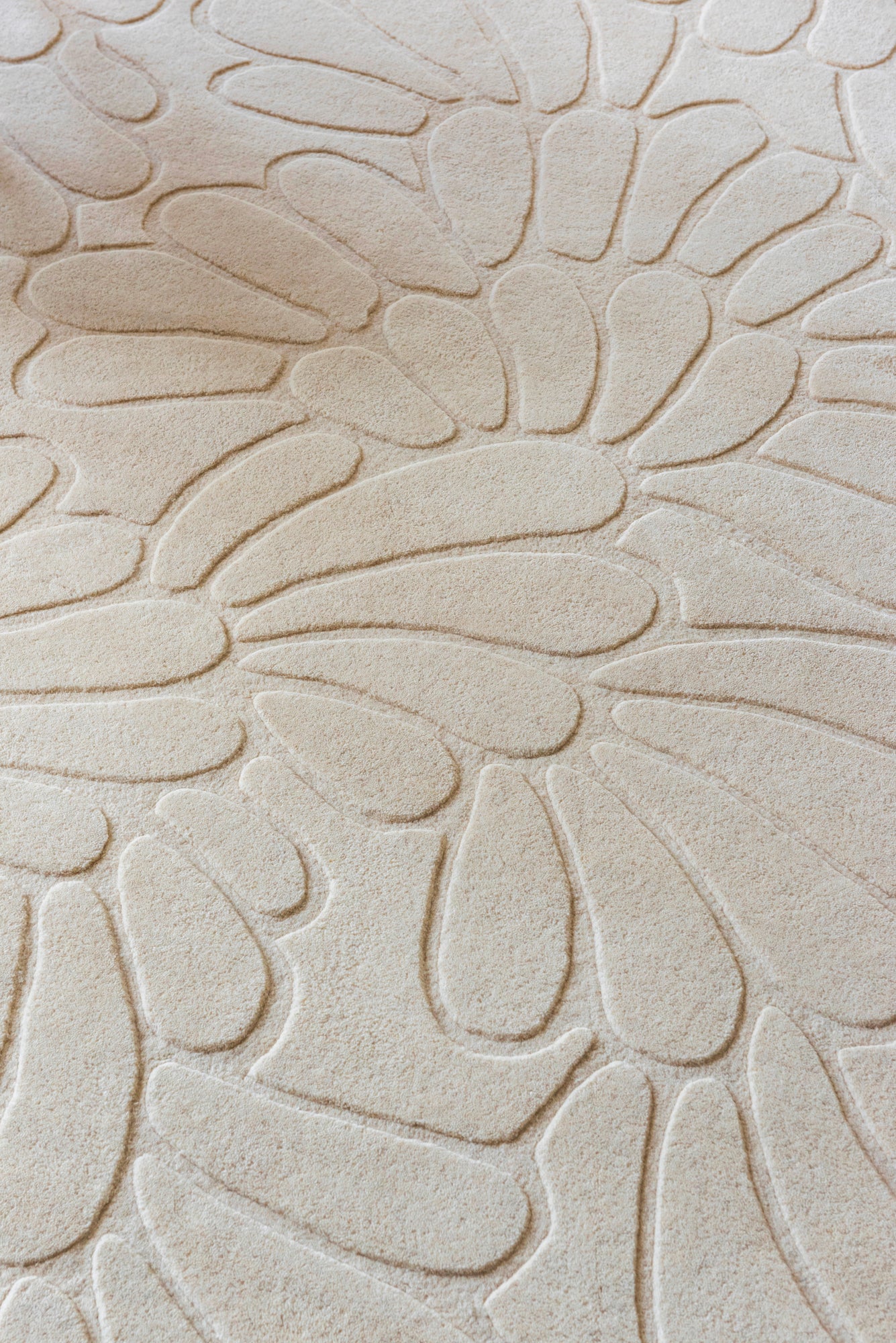 Laagpolig Vloerkleed van Laura Ashley | Coleby petals Ivory cream