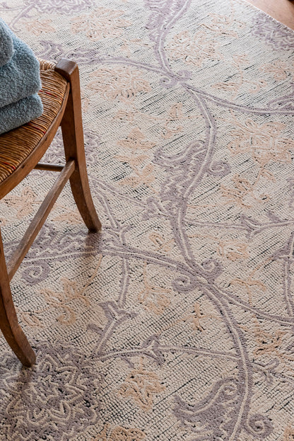 Luxueus en Sfeervol Vloerkleed van Laura Ashley | Endale Soft Truffle