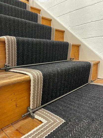 Traploper Hartley & Tissier Stripes Finley 01 Black & Ivory