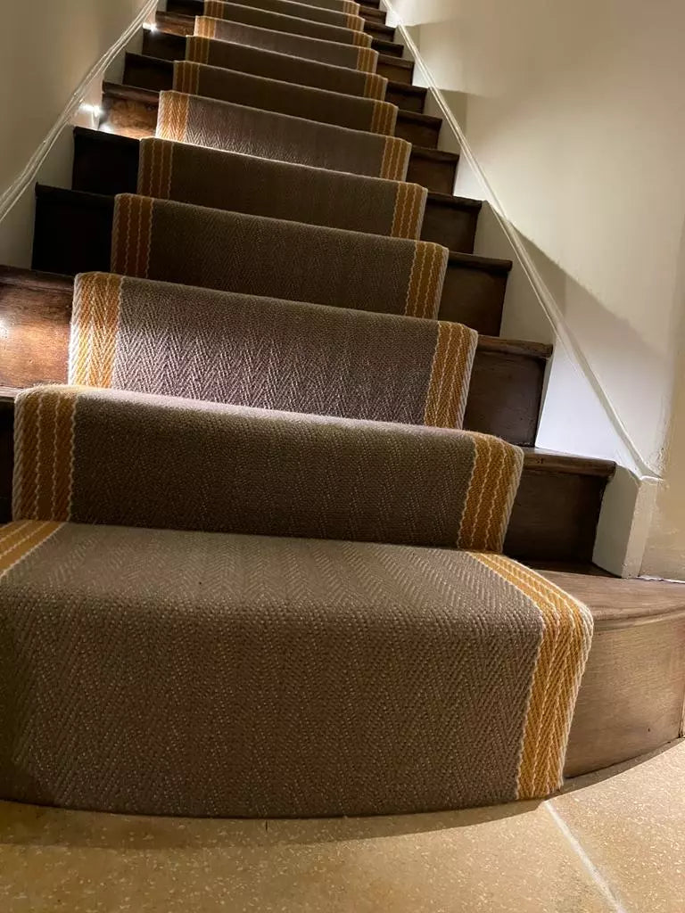 Traploper Hartley & Tissier Stripes Finley 02 Taupe & Masala