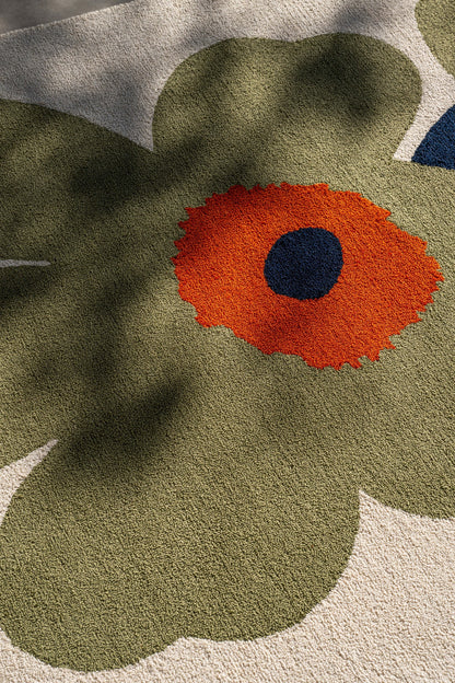 Buitenkleed Marimekko Unikko Anniversary Dusty Green 433017 – sfeerfoto