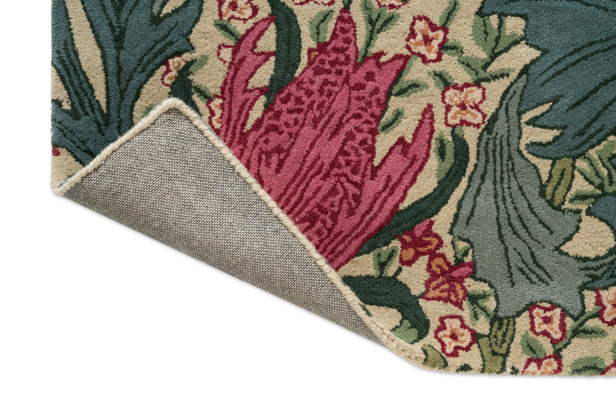 Vloerkleed Morris & Co Lent Lily Plum Bayleaf 130901 – detailfoto