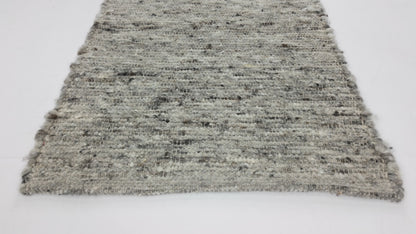 Vloerkleed MOMO Rugs Alpenschijn grijs 650
